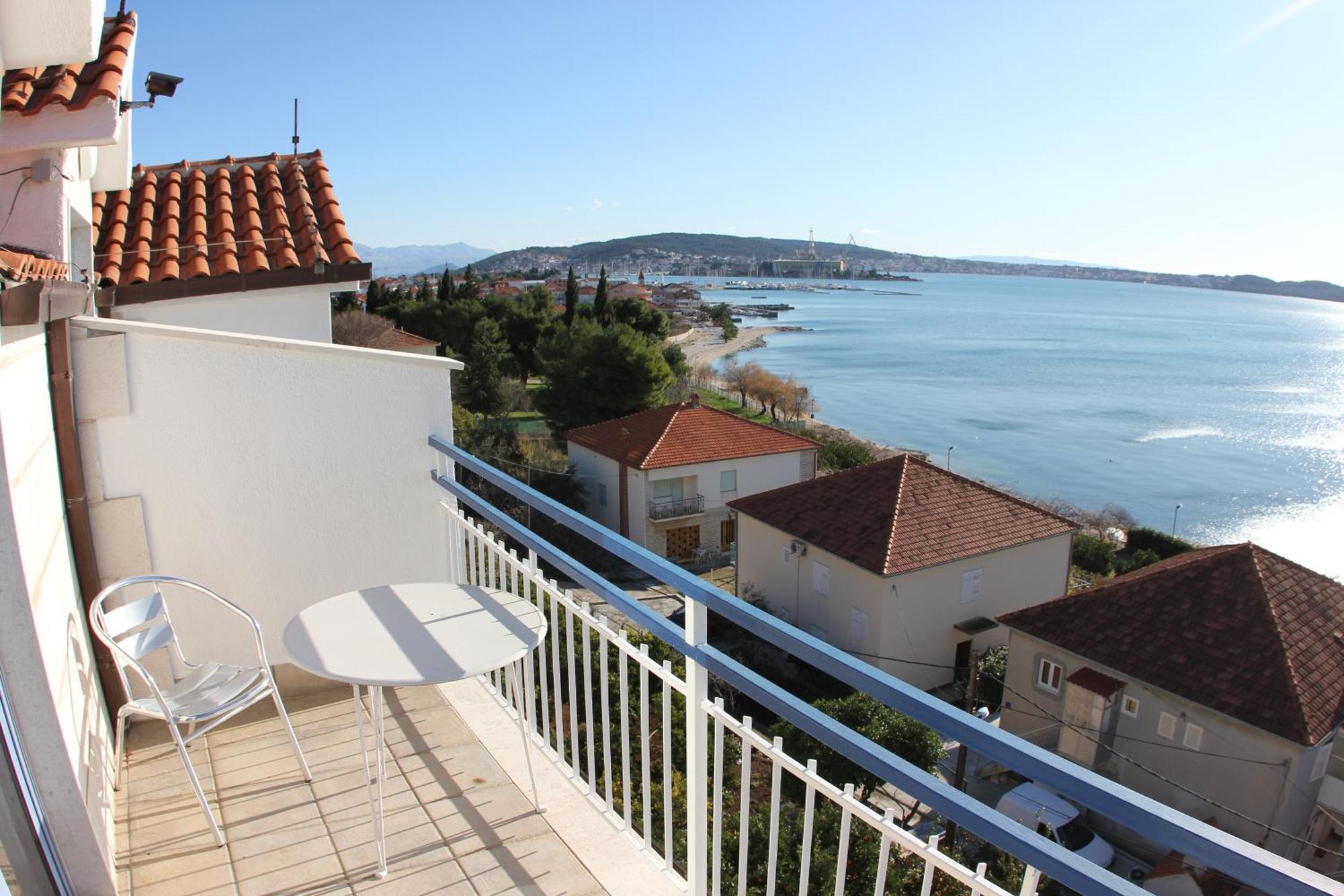 Hotel Bavaria Trogir Donji Seget Exterior foto
