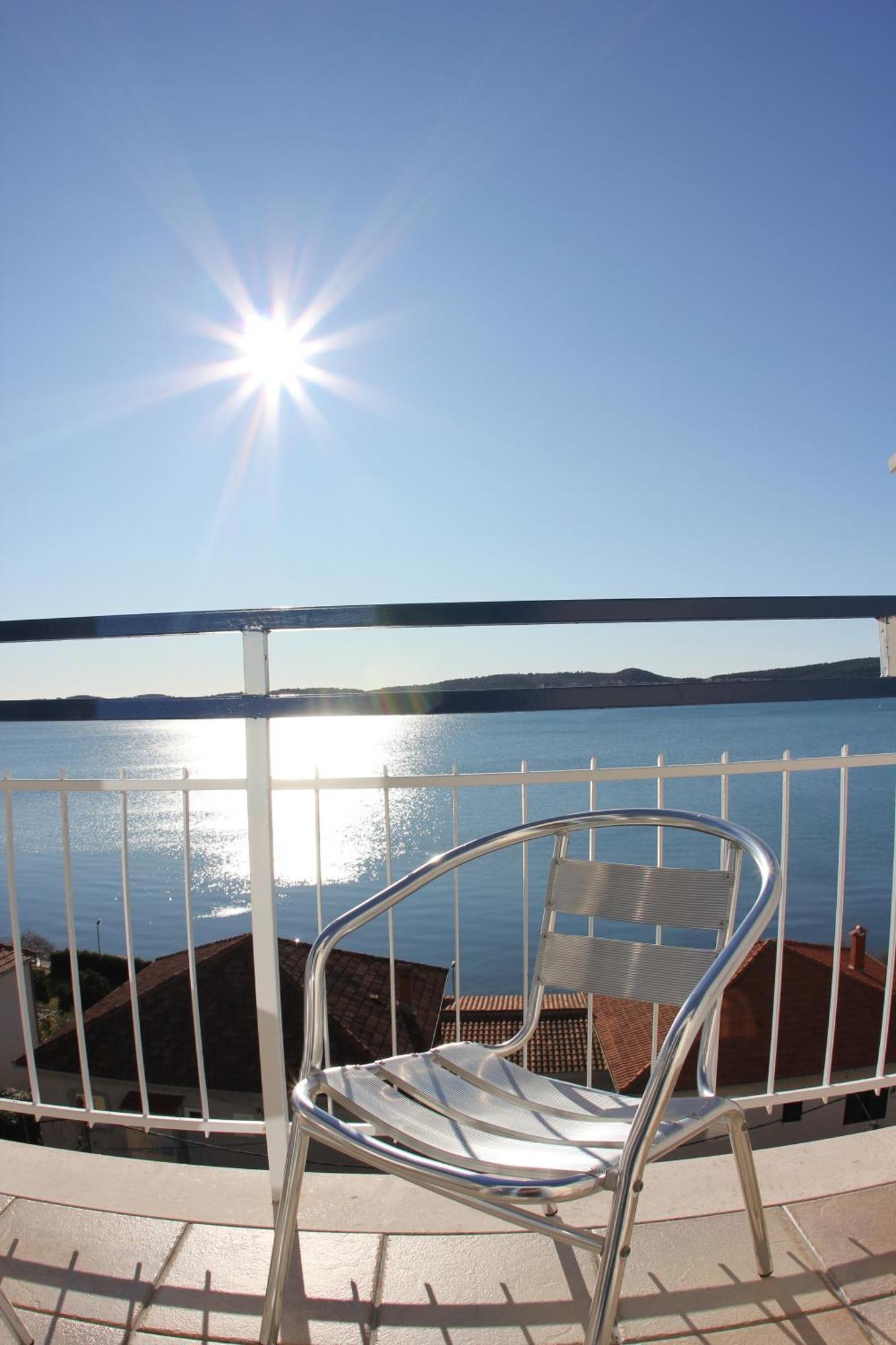 Hotel Bavaria Trogir Donji Seget Exterior foto