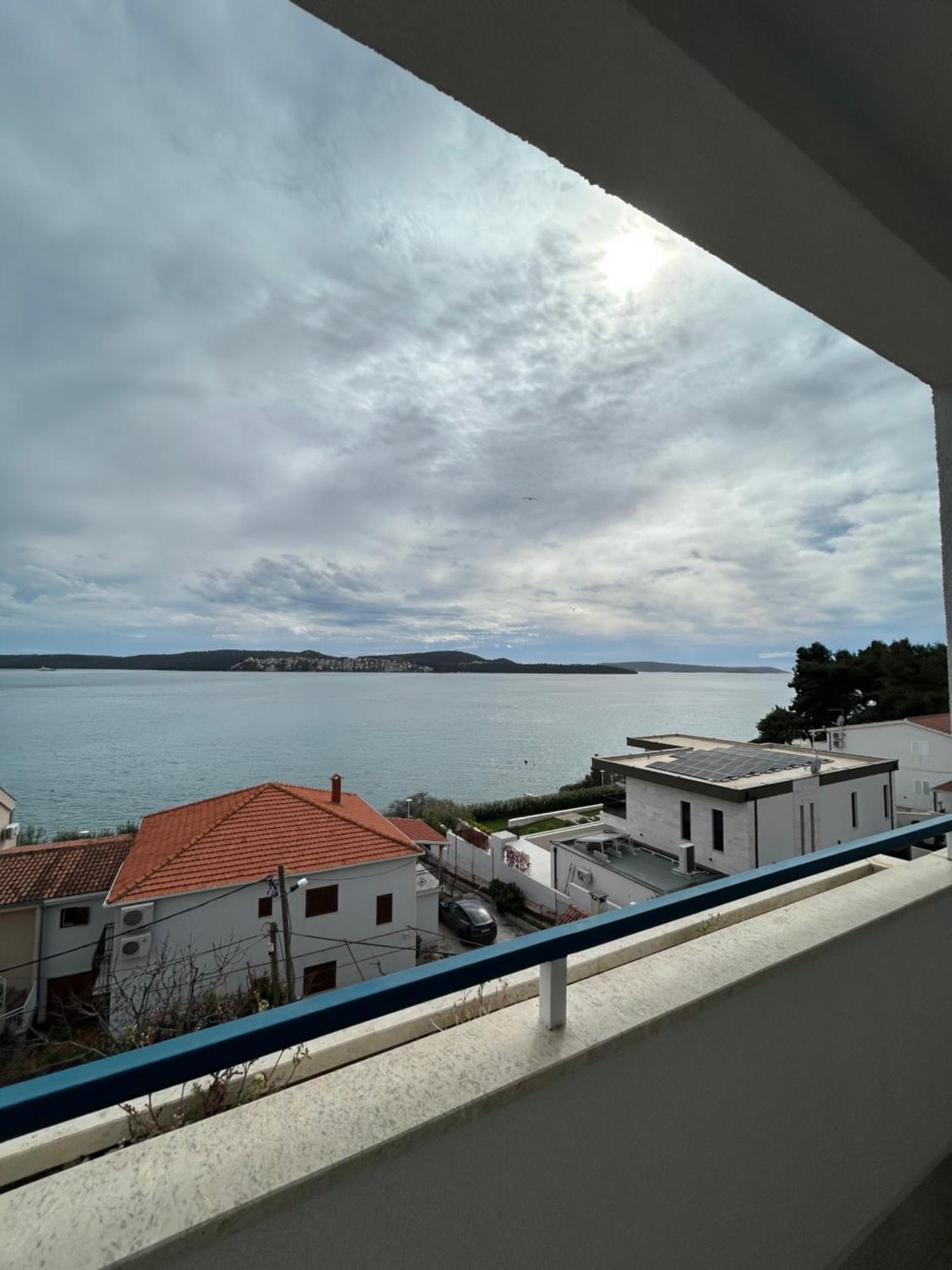 Hotel Bavaria Trogir Donji Seget Exterior foto