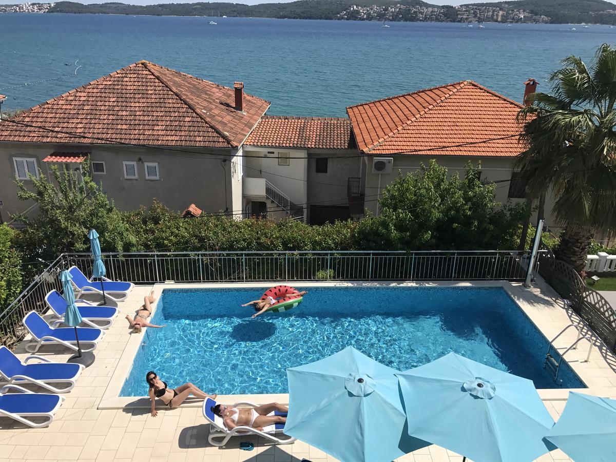 Hotel Bavaria Trogir Donji Seget Exterior foto
